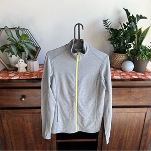 Duluth Trading Company Women’s Sweatshirt WITH TAGS